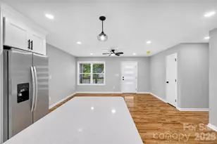 3001 Dalecrest Dr, Charlotte, NC 28269 - Photo 32