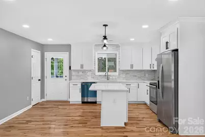 3001 Dalecrest Drive, Charlotte, NC 28269 - Photo 28