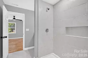 3001 Dalecrest Dr, Charlotte, NC 28269 - Photo 22