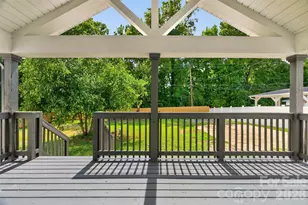 3001 Dalecrest Dr, Charlotte, NC 28269 - Photo 46