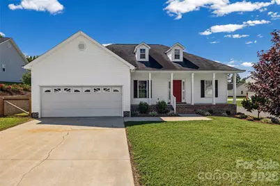 701 Peregrine Court, Gastonia, NC 28056 - Photo 2