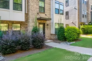 334 Chattooga Wy, Charlotte, NC 28211 - Photo 4