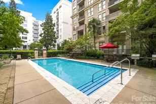 718 W Trade St, Charlotte, NC 28202 - Photo 4
