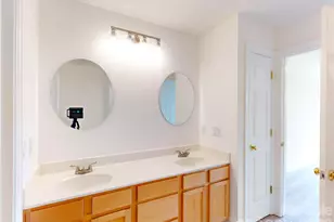 718 W Trade St, Charlotte, NC 28202 - Photo 10
