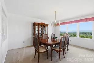 244 Mountain Valley Dr, Hendersonville, NC 28739 - Photo 16