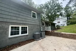 845 Cherokee Pl SW, Lenoir, NC 28645 - Photo 4