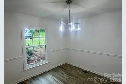845 Cherokee Place SW, Lenoir, NC 28645 - Photo 18