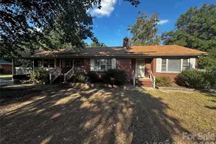 1093 Evans Mill Rd, Pageland, SC 29728 - Photo 1