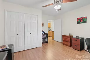 300 Dellford Ct, Hendersonville, NC 28792 - Photo 22