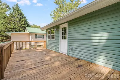 1015 Mountain View Street, Hendersonville, NC 28739 - Photo 24