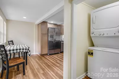 1015 Mountain View Street, Hendersonville, NC 28739 - Photo 18