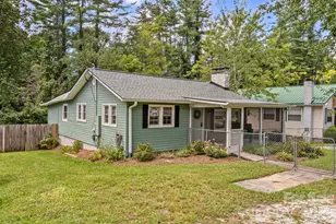 1015 Mountain View St, Hendersonville, NC 28739 - Photo 1
