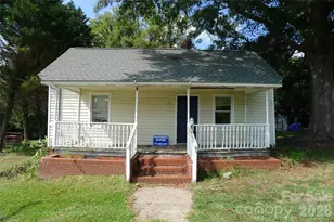 161 Center St, Cooleemee, NC 27014 - Photo 2