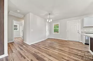 202 Rockyford St, Morganton, NC 28655 - Photo 18