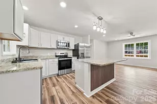 202 Rockyford St, Morganton, NC 28655 - Photo 12