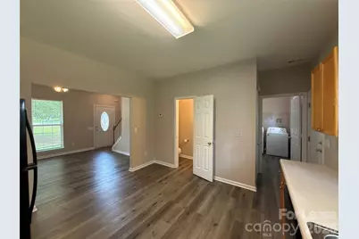 1525 Braveheart Lane, Charlotte, NC 28216 - Photo 4