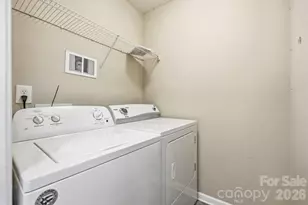 11214 Grass Field Rd, Charlotte, NC 28213 - Photo 14