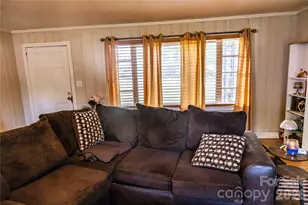 3828 Plainview Rd, Charlotte, NC 28208 - Photo 4