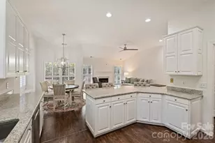 7035 Walton Heath Ln, Charlotte, NC 28277 - Photo 18