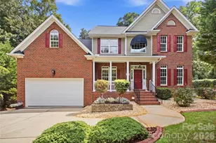 637 Falls Creek Ct, Fort Mill, SC 29715 - Photo 1