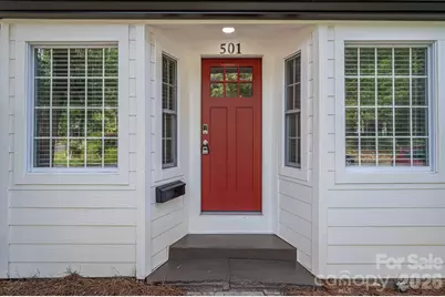 501 W Sixth Avenue, Gastonia, NC 28052 - Photo 2