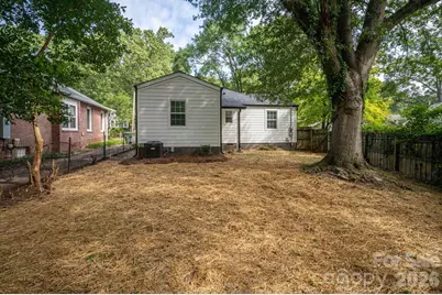 501 W Sixth Avenue, Gastonia, NC 28052 - Photo 20