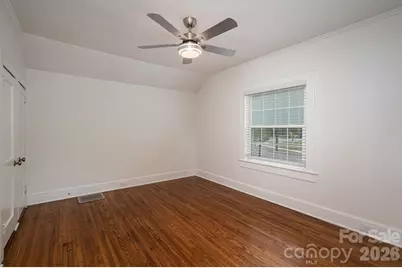 501 W Sixth Avenue, Gastonia, NC 28052 - Photo 10
