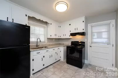 3427 Meredith Avenue, Charlotte, NC 28208 - Photo 12