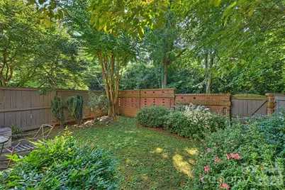 129 Sloane Square Way, Charlotte, NC 28211 - Photo 44