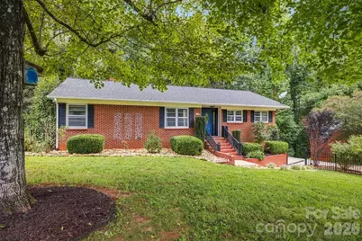 146 Maehill Place SW, Lenoir, NC 28645 - Photo 2