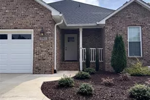 792 Harris Ave NW, Valdese, NC 28690 - Photo 2