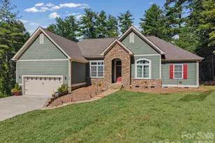 168 Willow Pl Cir, Hendersonville, NC 28739 - Photo 2