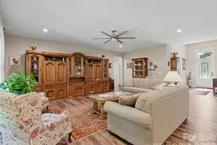 168 Willow Pl Cir, Hendersonville, NC 28739 - Photo 6