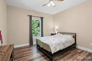 168 Willow Pl Cir, Hendersonville, NC 28739 - Photo 18