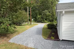 504 Stroupe Rd, Gastonia, NC 28056 - Photo 2