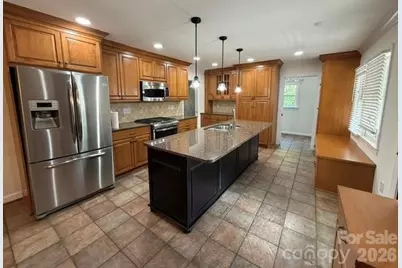 1441 Shirebourn None, Hickory, NC 28602 - Photo 10