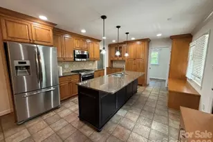1441 Shirebourn None, Hickory, NC 28602 - Photo 10