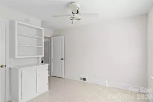 1248 Bolton St, Winston Salem, NC 27103 - Photo 18