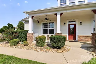 10605 Coronet Ct, Harrisburg, NC 28075 - Photo 2