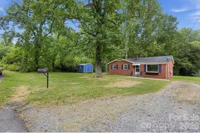 1912 Carpenter Street, Shelby, NC 28150 - Photo 2