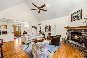 151 Shadowleaf Dr, Hendersonville, NC 28739 - Photo 18