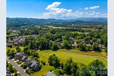 151 Shadowleaf Drive, Hendersonville, NC 28739 - Photo 2