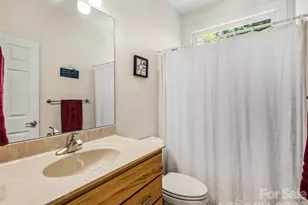 151 Shadowleaf Dr, Hendersonville, NC 28739 - Photo 22