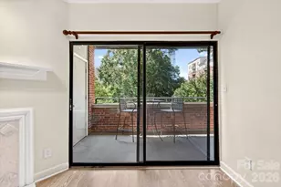 224 N Poplar St, Charlotte, NC 28202 - Photo 10