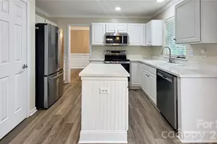 9334 Arbor Creek Dr, Charlotte, NC 28269 - Photo 16