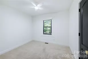 947 Everett Pl, Charlotte, NC 28205 - Photo 30