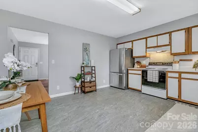148 Stradley Mountain Road, Asheville, NC 28806 - Photo 10