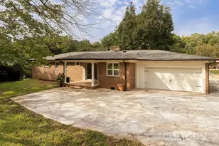 6400 Elmwood Cir, Charlotte, NC 28214 - Photo 22
