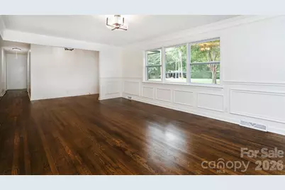 6400 Elmwood Circle, Charlotte, NC 28214 - Photo 4