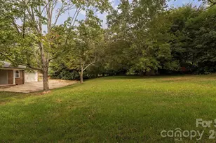 6400 Elmwood Cir, Charlotte, NC 28214 - Photo 26